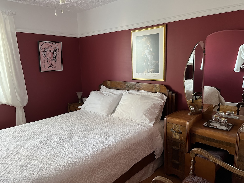 Belle Rose photo 1