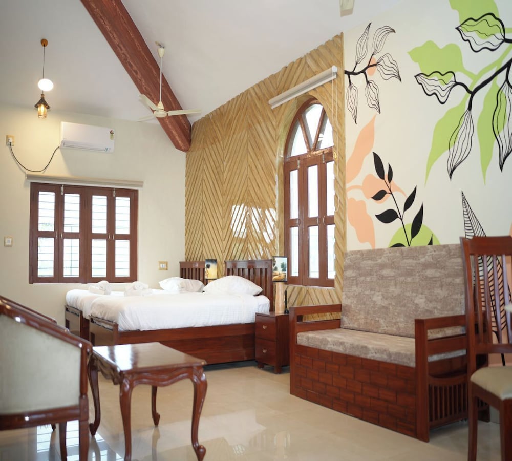 Family Room, Courtyard View