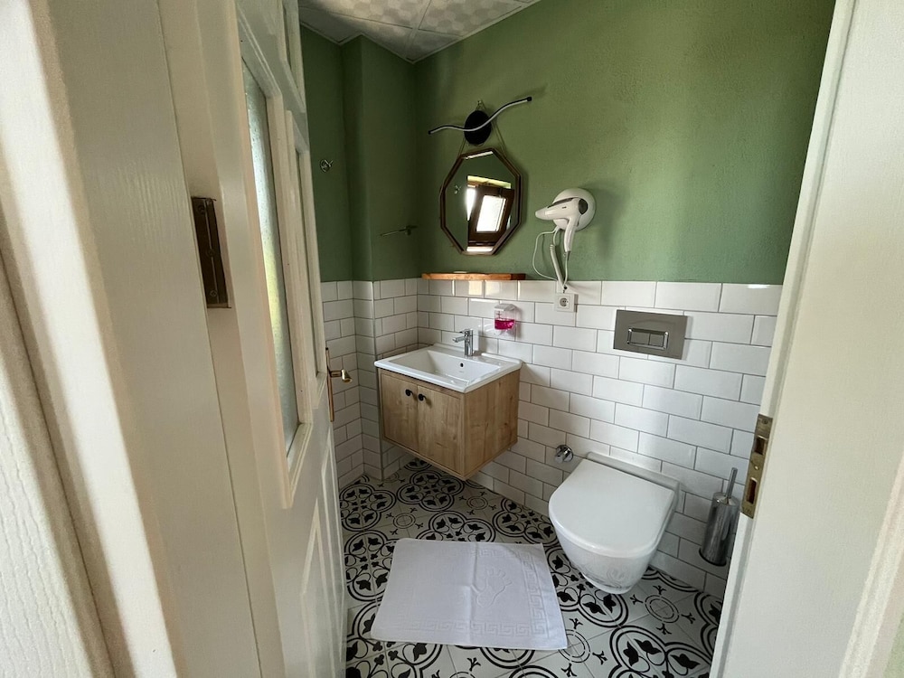 Standard Double Room, City View photo 2