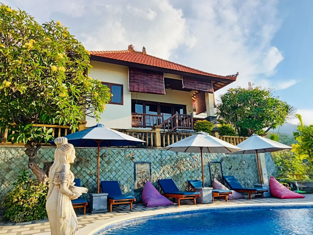 One Bedroom Villa (pool and ocean view)