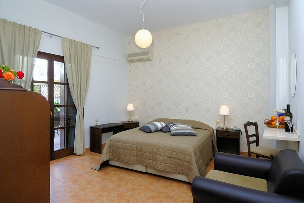 Triple Room, Ground Floor photo 1