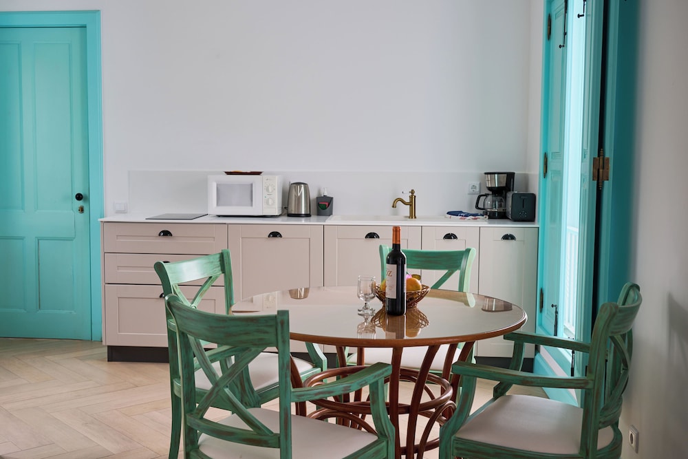 Premium Studio Suite photo 2