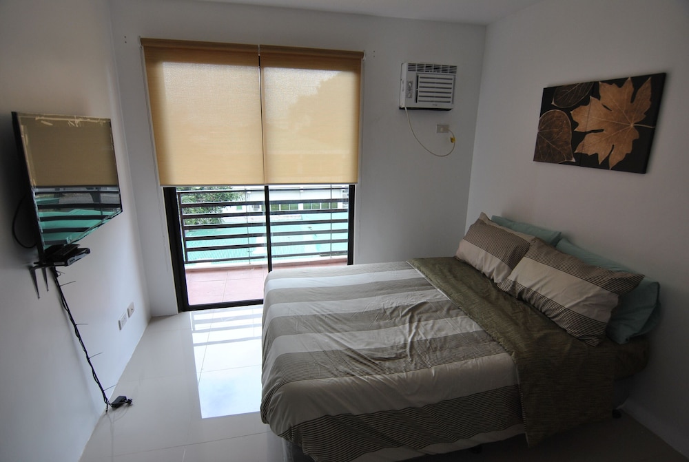 City Apartment, 2 Bedrooms (T10) photo 1