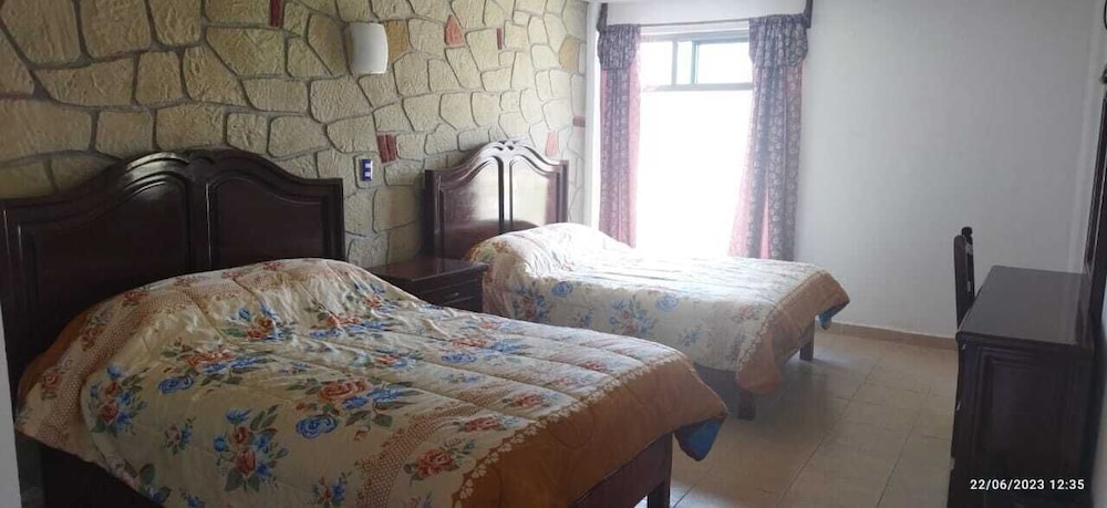 Traditional Double Room, Mountain View photo 1