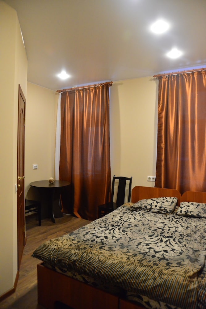Comfort Twin Room, Private Bathroom