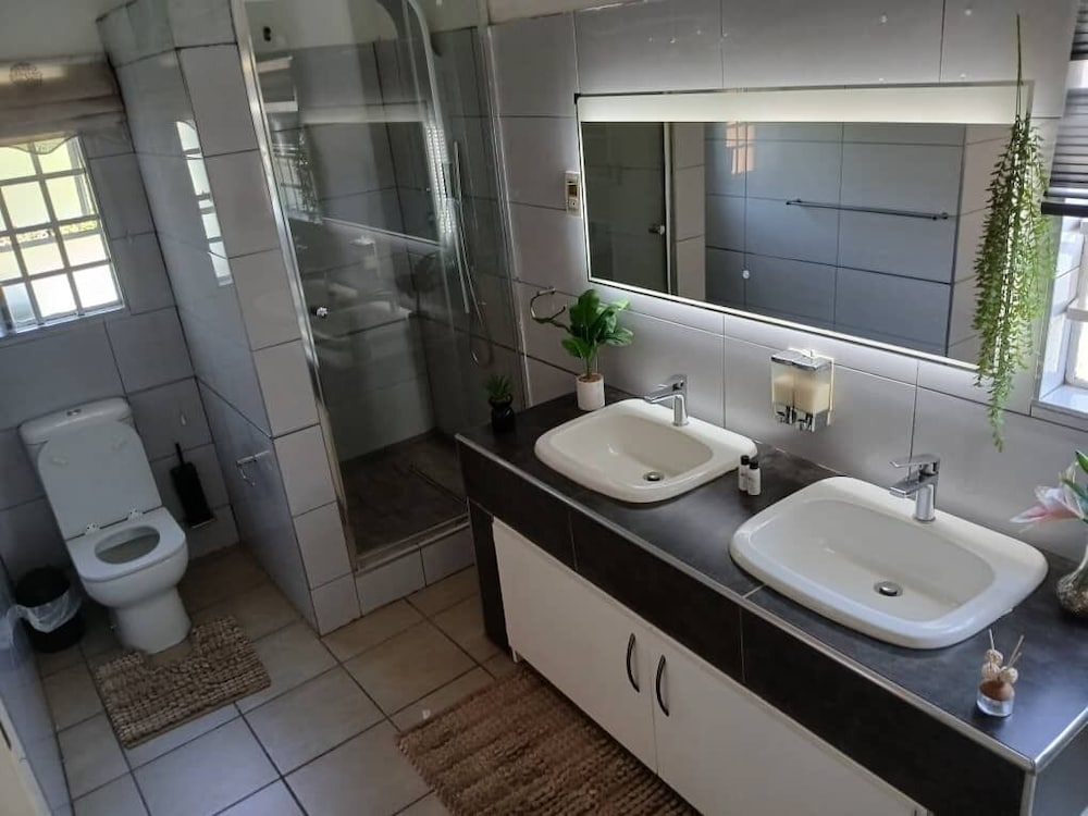 Luxury Double Room, Balcony, Pool View photo 3