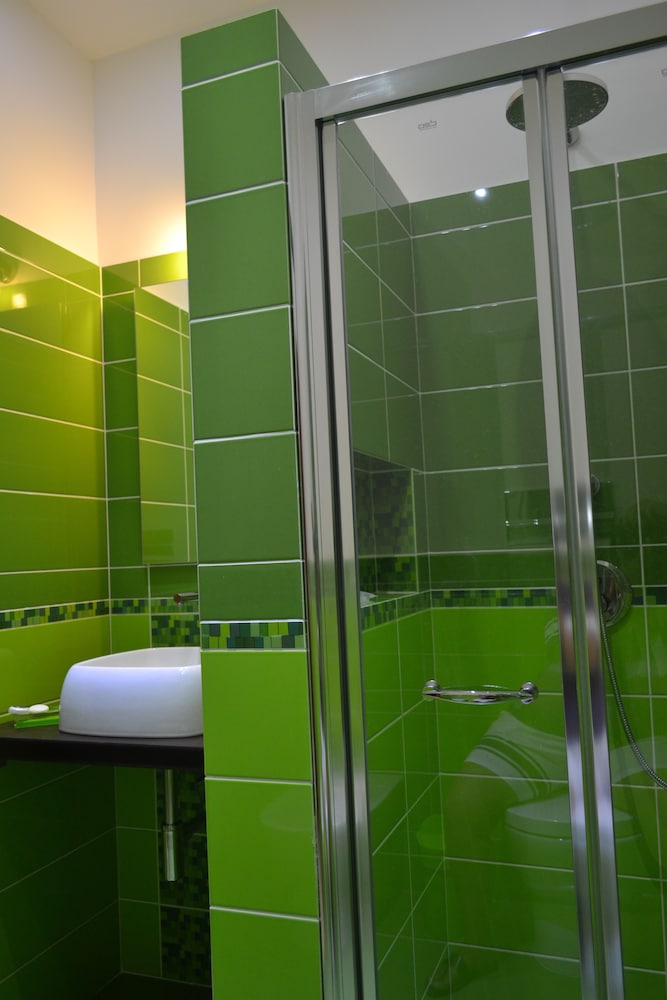 Double Room (Green) photo 2