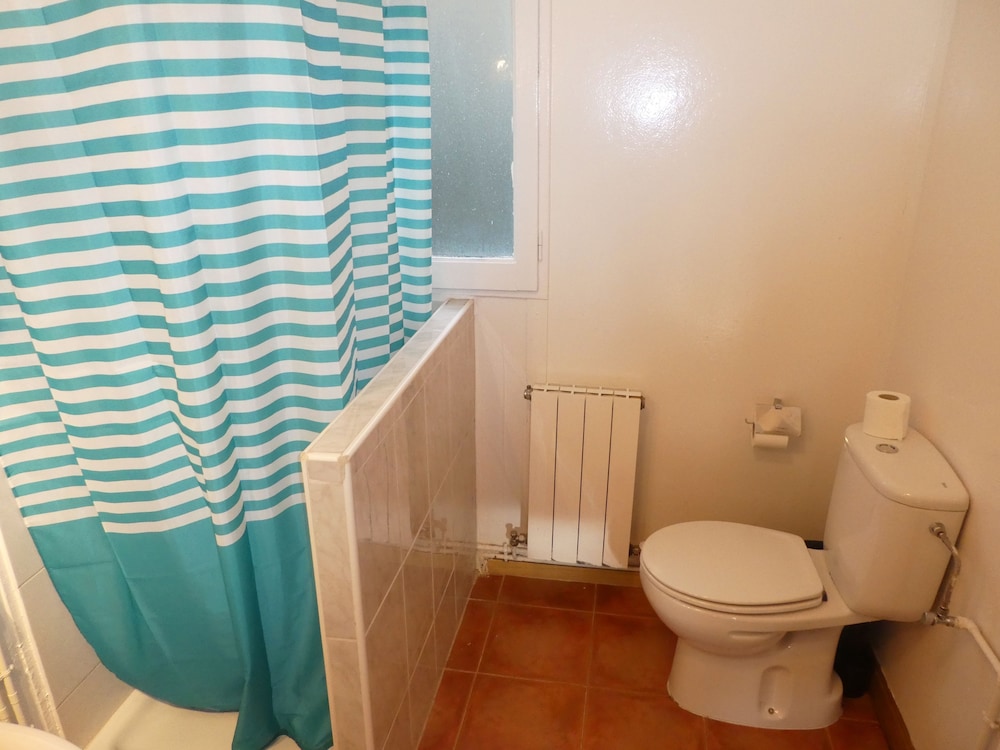 Apartment, 2 Bedrooms (6 pax) photo 3