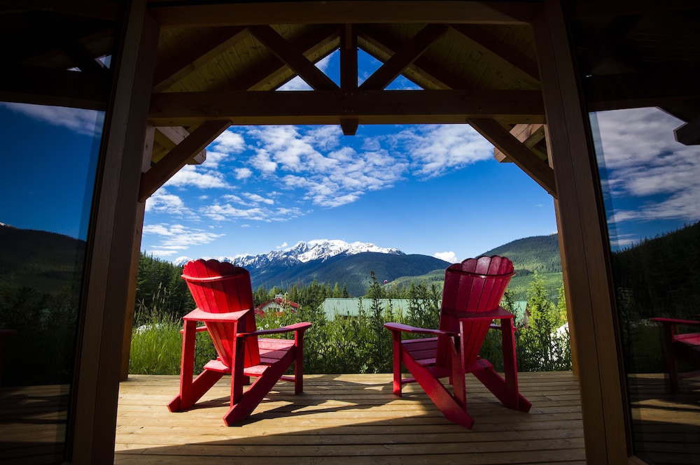 Luxury Cabin, 1 Bedroom, Mountain View photo 2