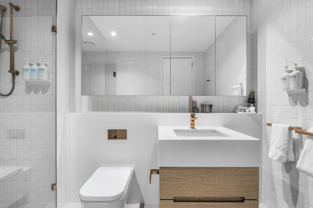 3 Bedroom 3 Bathroom City View Apartment - Photo 5