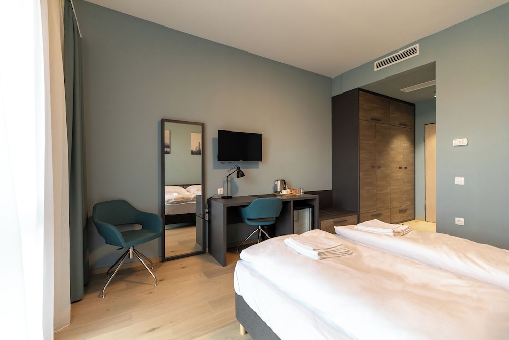 Double or Twin Room photo 3