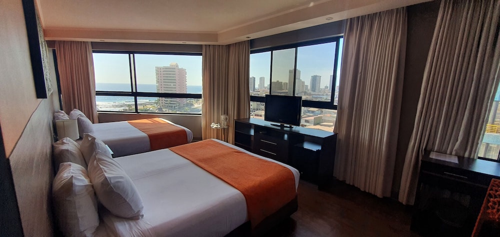 Superior Room, 2 Queen Beds, Sea View - Photo 5