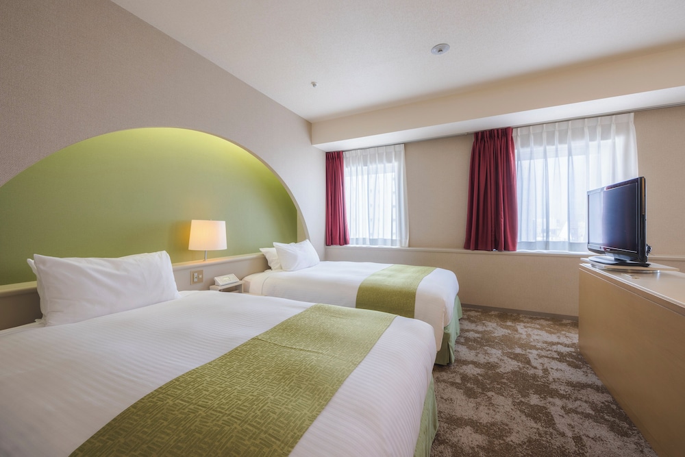 Deluxe Twin Room with Breakfast, Non Smoking (40 sqm) photo 2