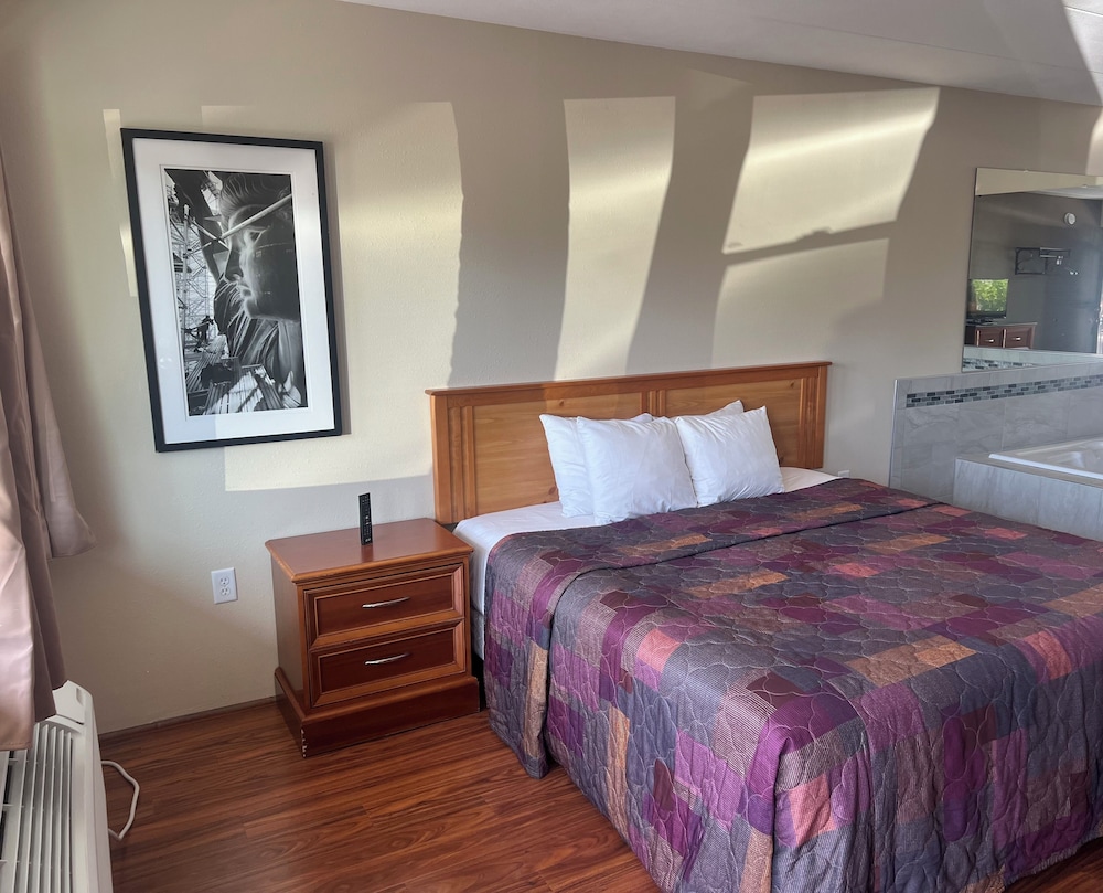 Superior Double Room Single Use photo 3
