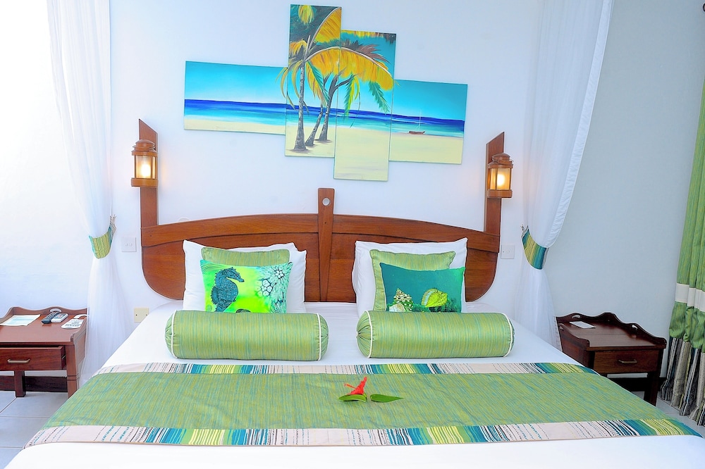 Superior Room, Sea View - Photo 6