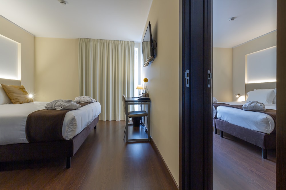 Premium Twin Room, Terrace - Photo 1
