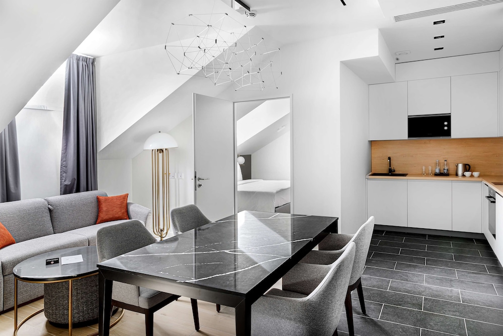 Apartment, 2 Bedrooms (Attic Floor)