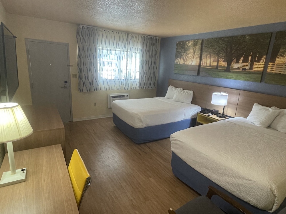 Room, 2 Double Beds, Non Smoking photo 2