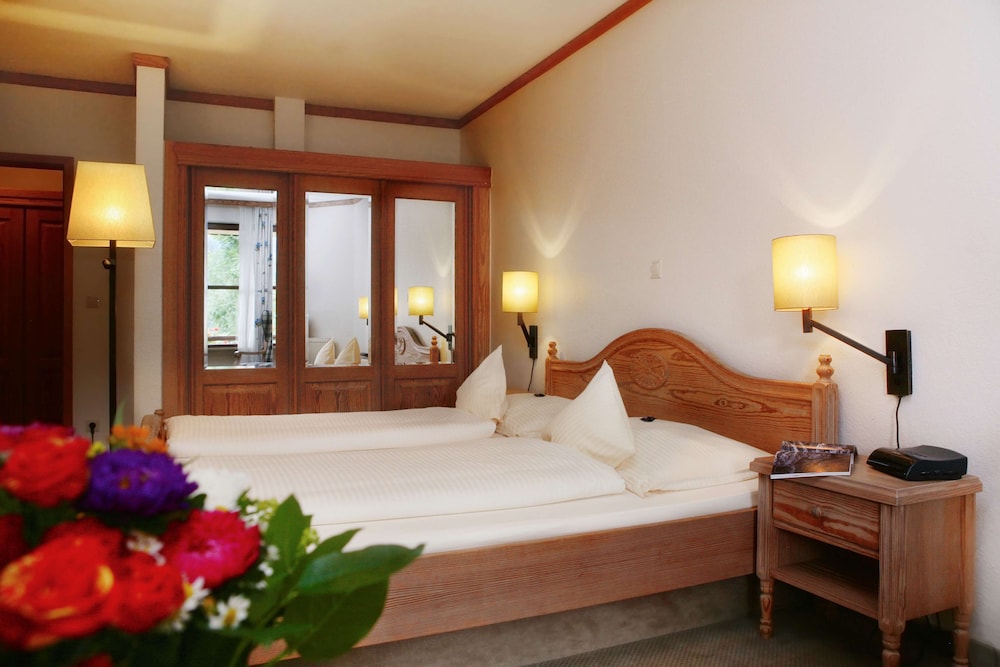 Deluxe Apartment, 2 Bedrooms - Photo 2
