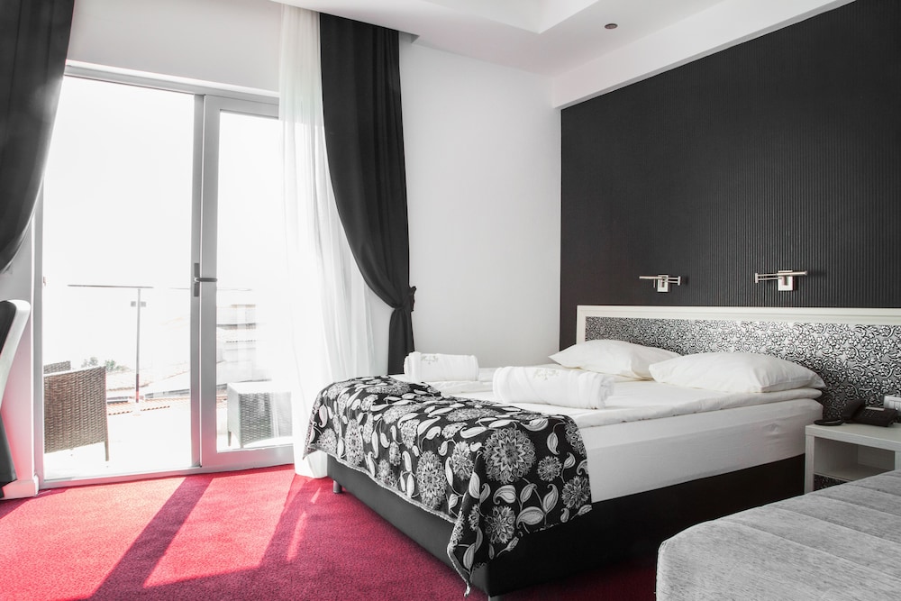 Superior Apartment photo 2