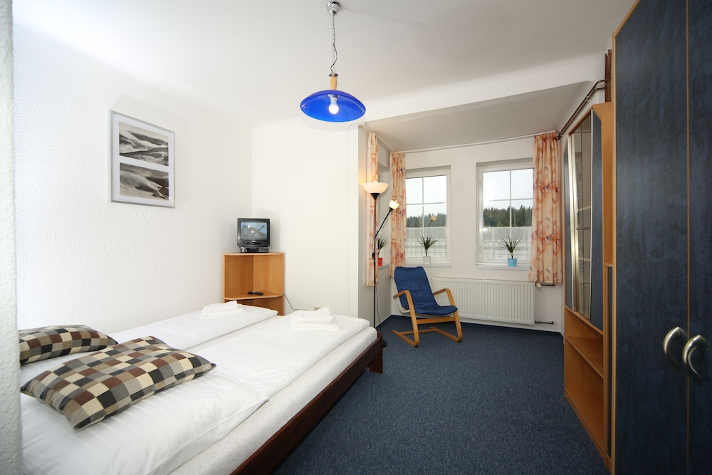 Single Room photo 2