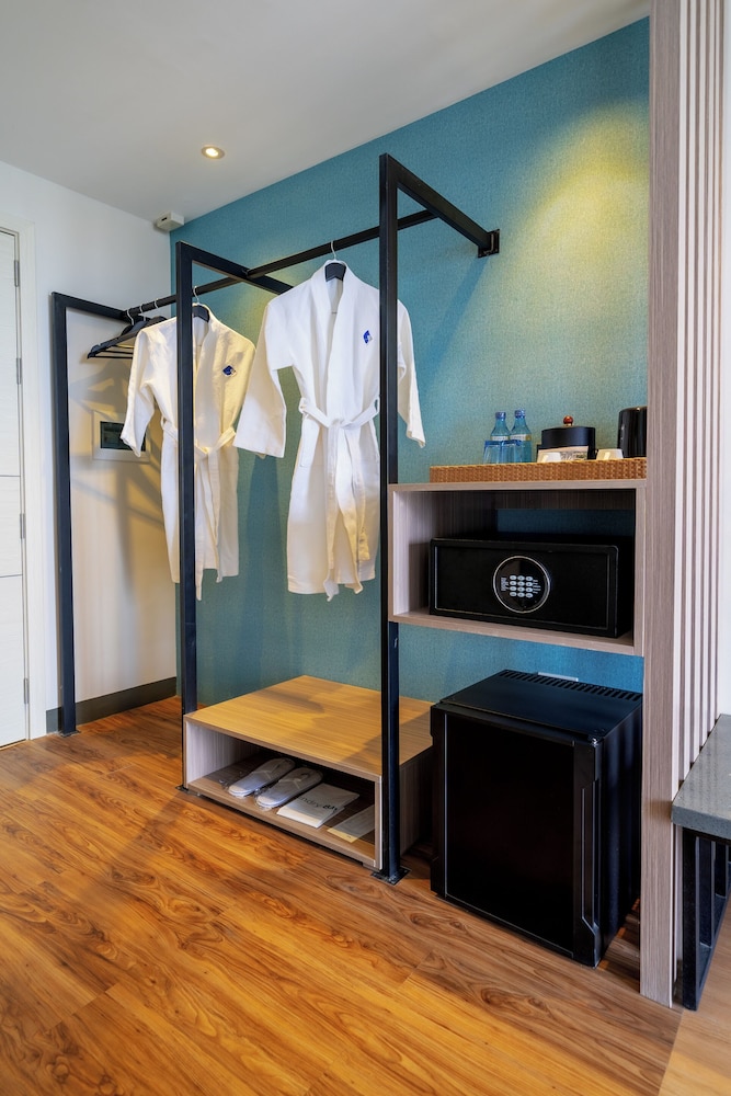 Standard Room (Wall View) - Photo 2