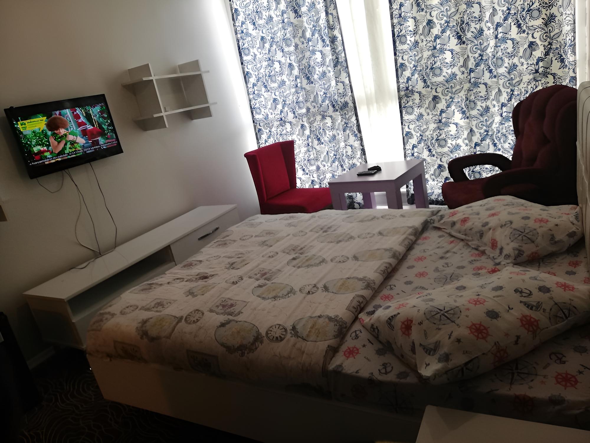 Business Studio, 1 Double Bed, Smoking, Kitchenette photo 1