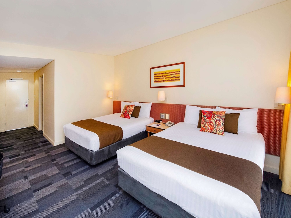 Deluxe Room, 2 Queen Beds, Garden View - Photo 3