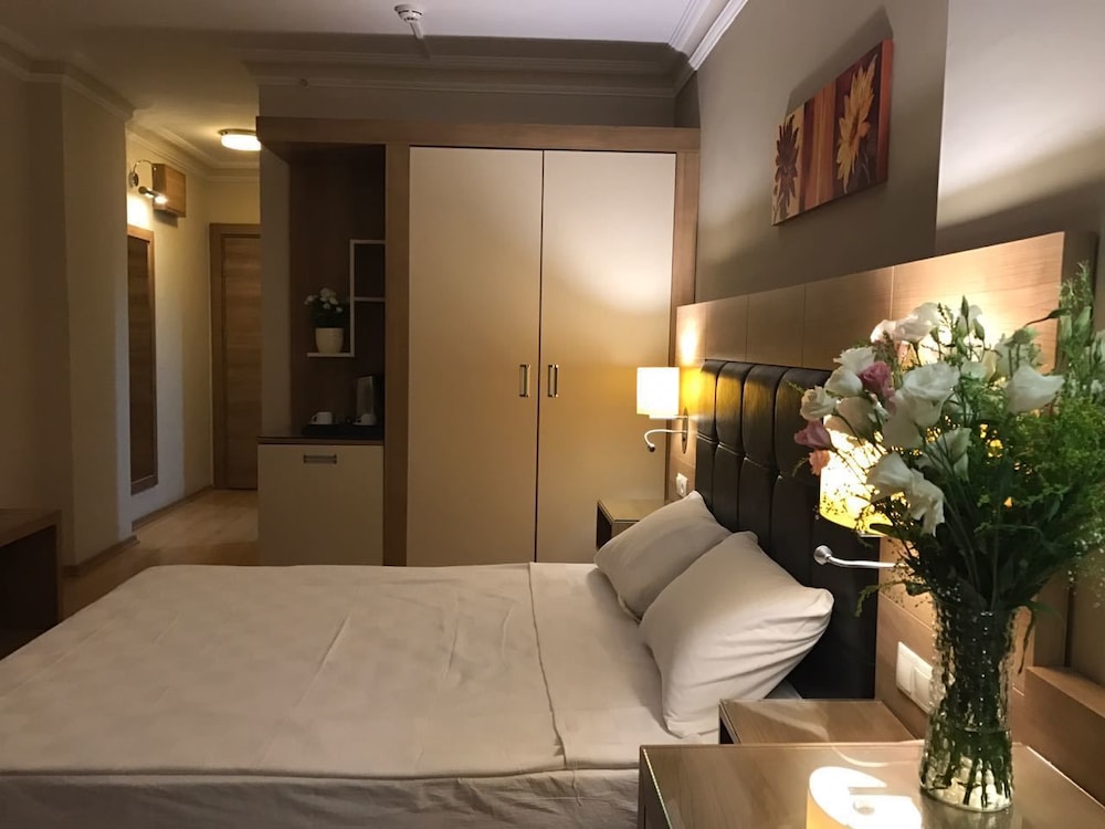 Standard Room, 1 Double or 2 Twin Beds - Photo 7