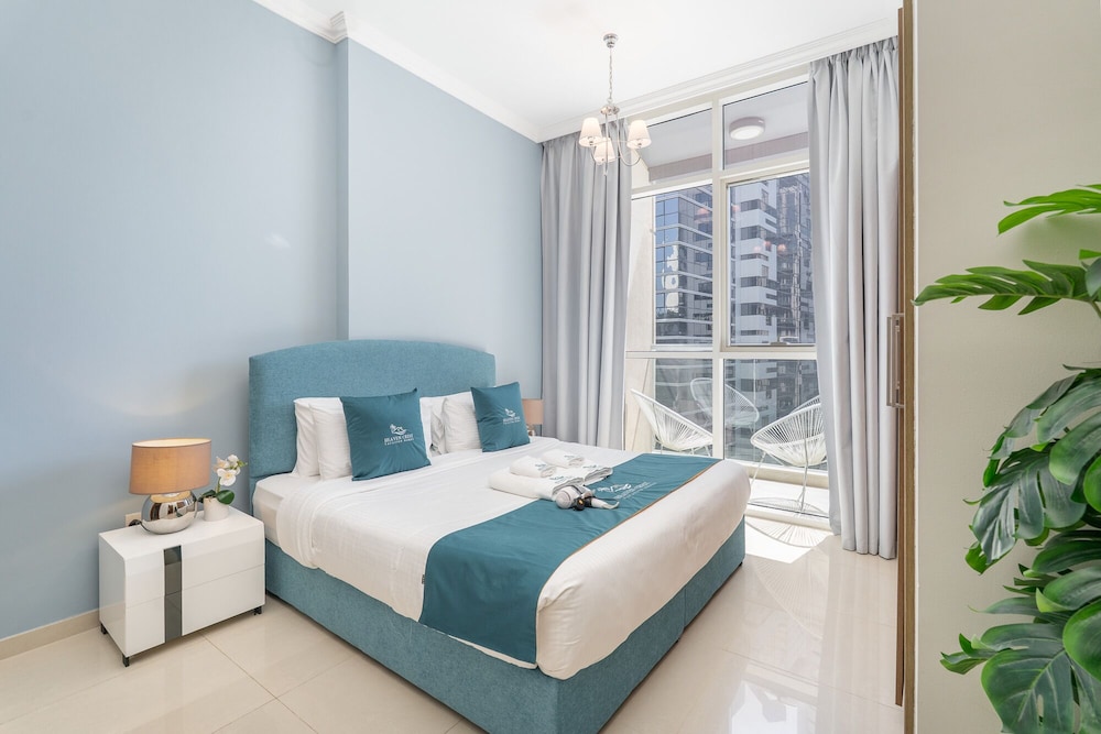 Deluxe Apartment, 3 Bedrooms, Kitchen, City View
