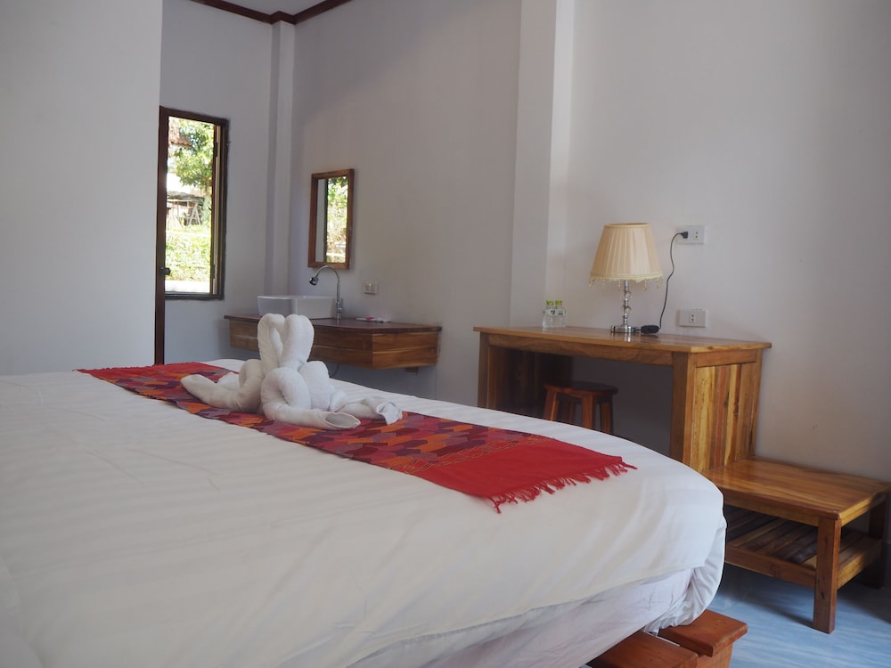 Superior Double Room with Air-con photo 3