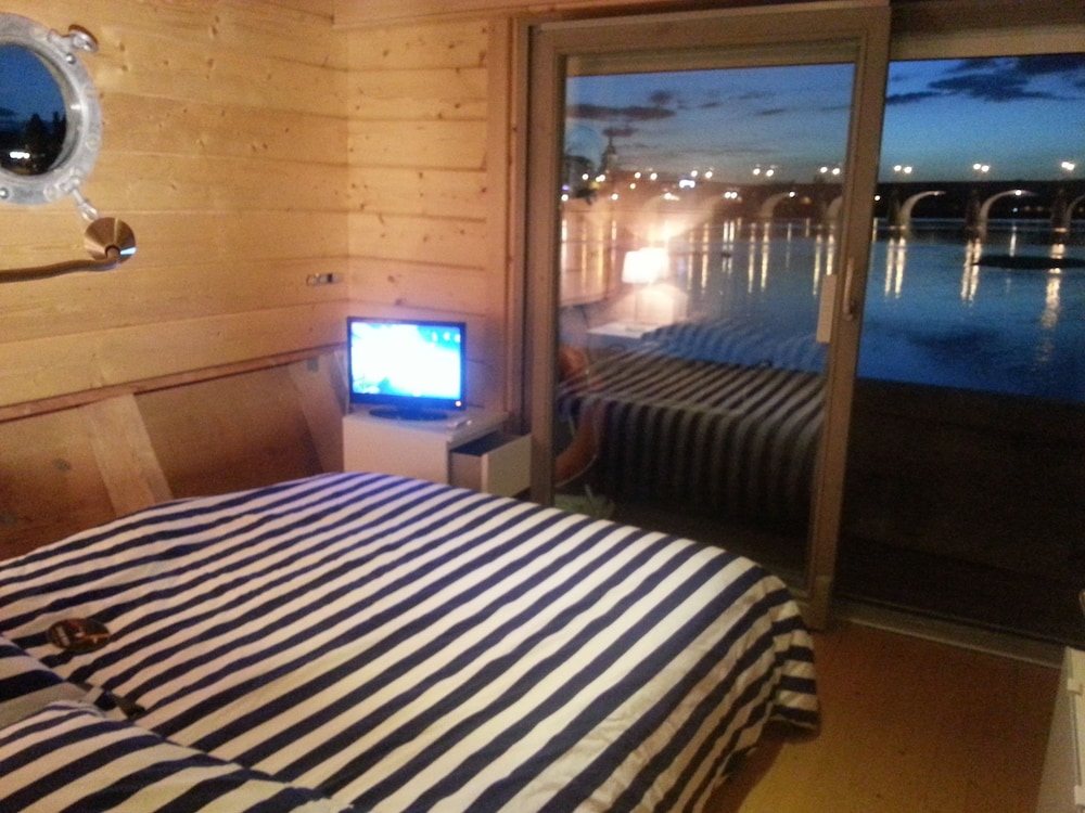 Family Cabin (Loire Romance) photo 1