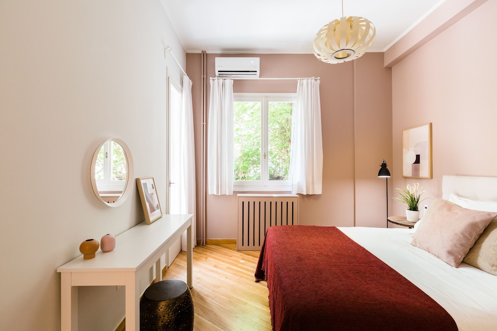 Apartment (Charming) photo 2