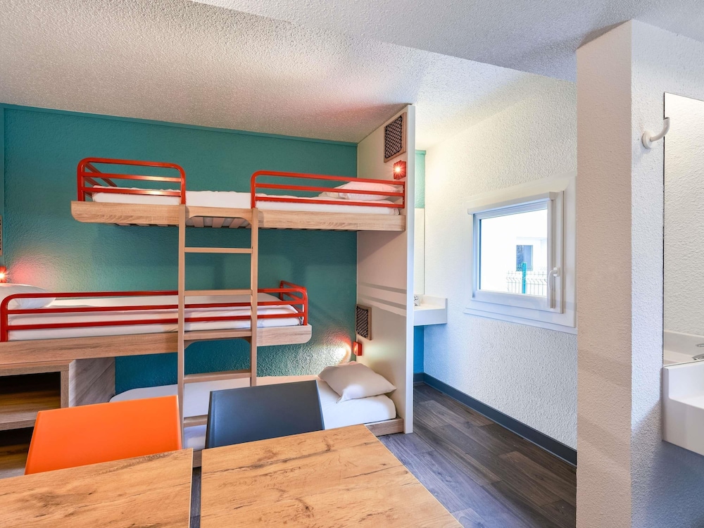 Room, Multiple Beds photo 3