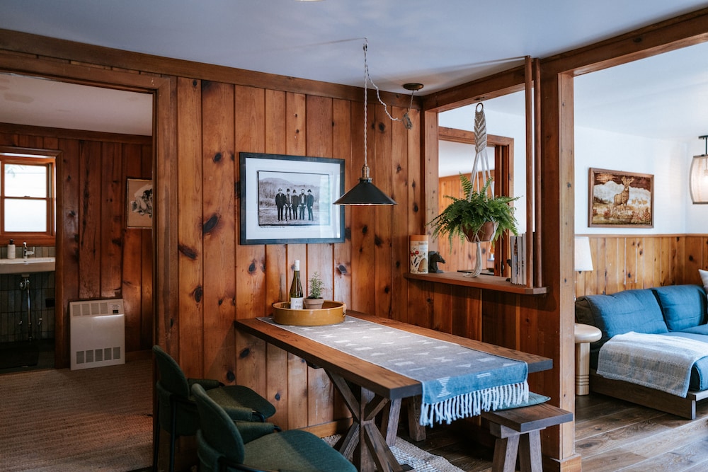 1.5 Bedroom