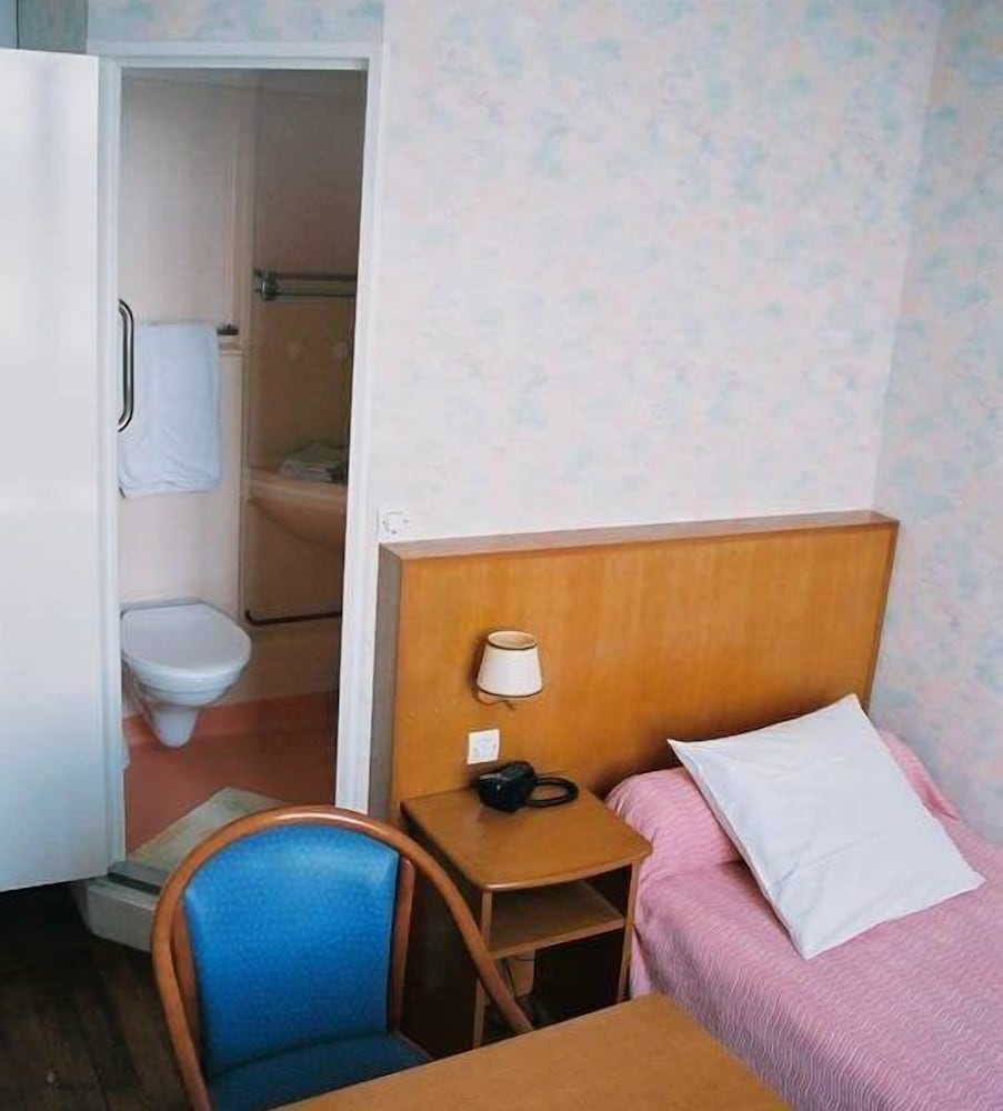 Single Room photo 3