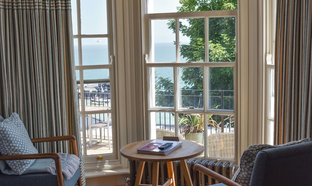 Feature Room, Sea View photo 3
