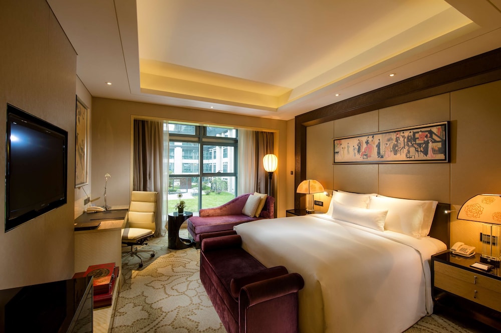 Executive Double Room, Club Lounge Access