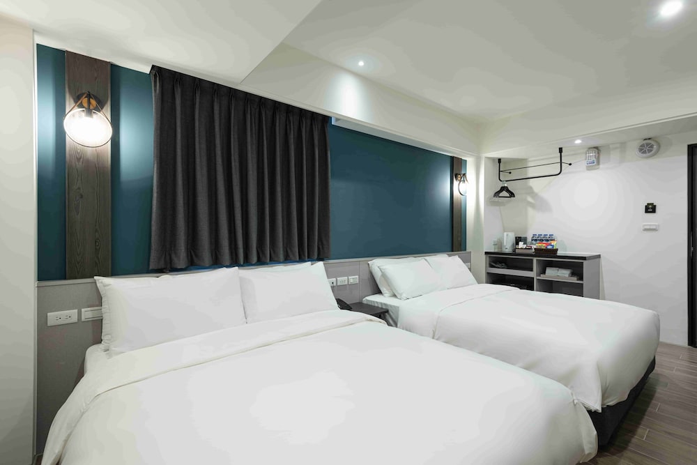 Standard Quadruple Room - Photo 3