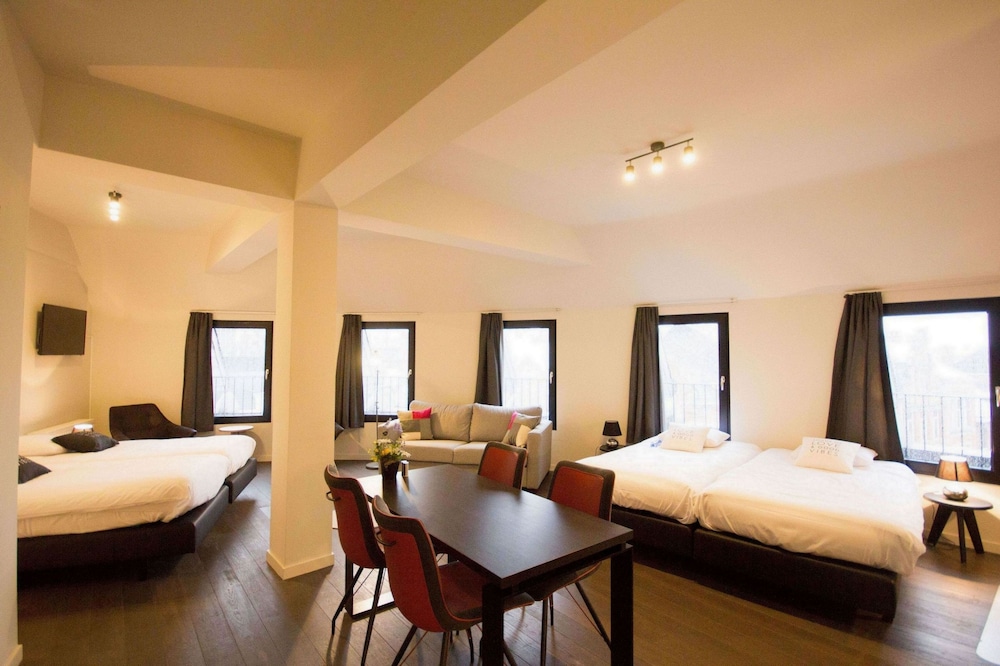 Executive Room photo 1
