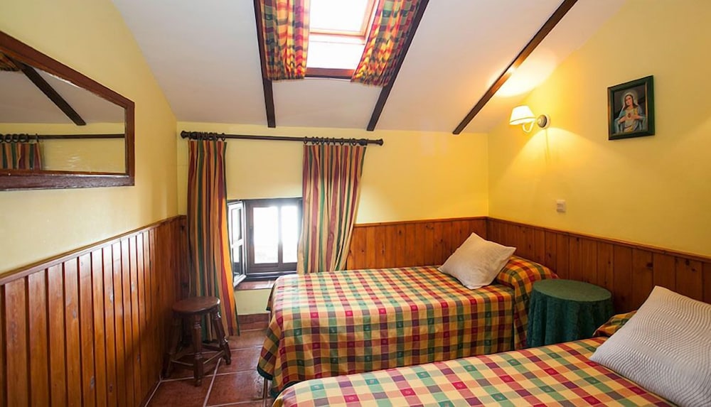 Double Room, Shared Bathroom photo 2