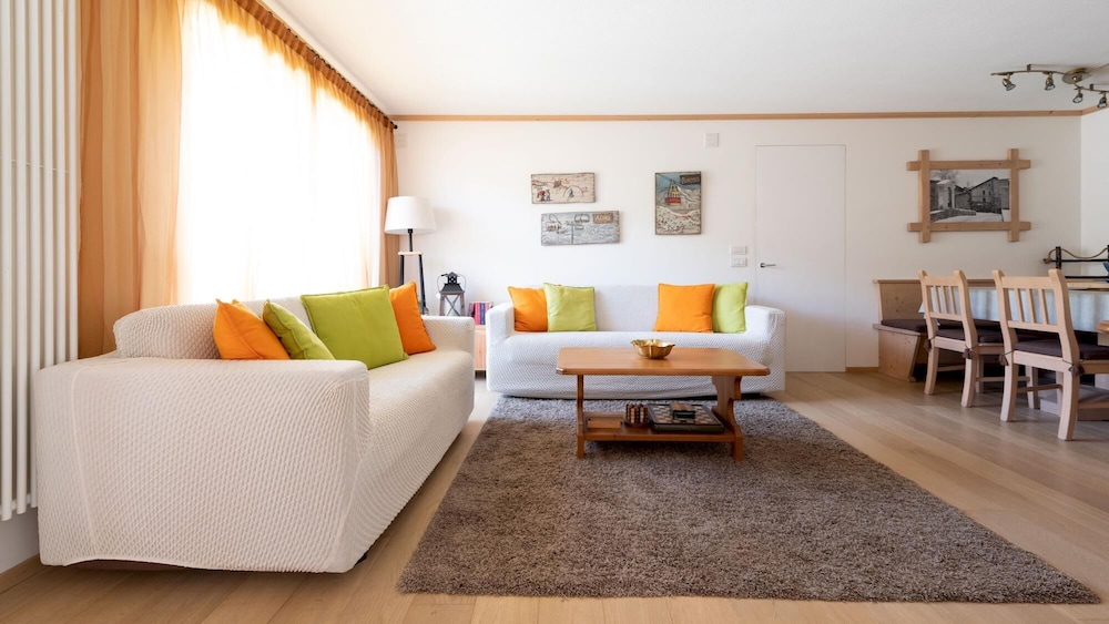 Apartment photo 1