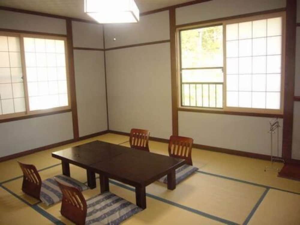 Japanese Style Room - Photo 1