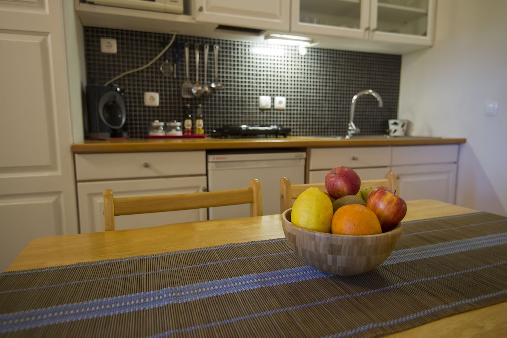 Standard Suite, Kitchenette photo 3