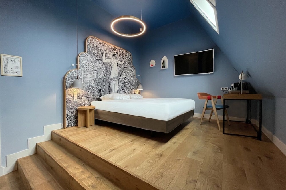 Superior Double Room (Blue Virgin)