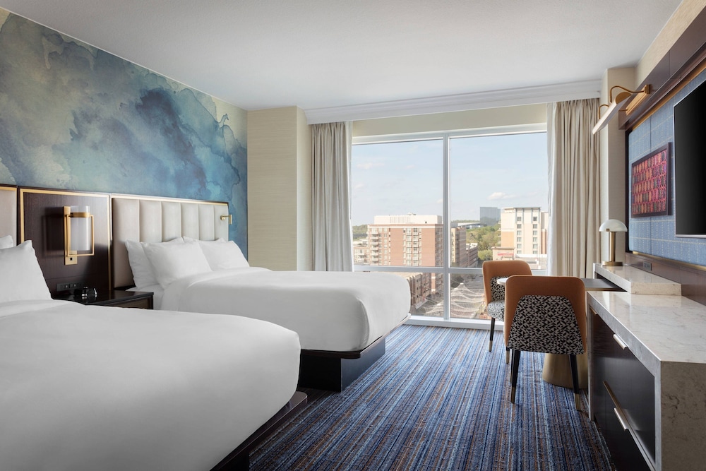 Room, 2 Queen Beds - Photo 1