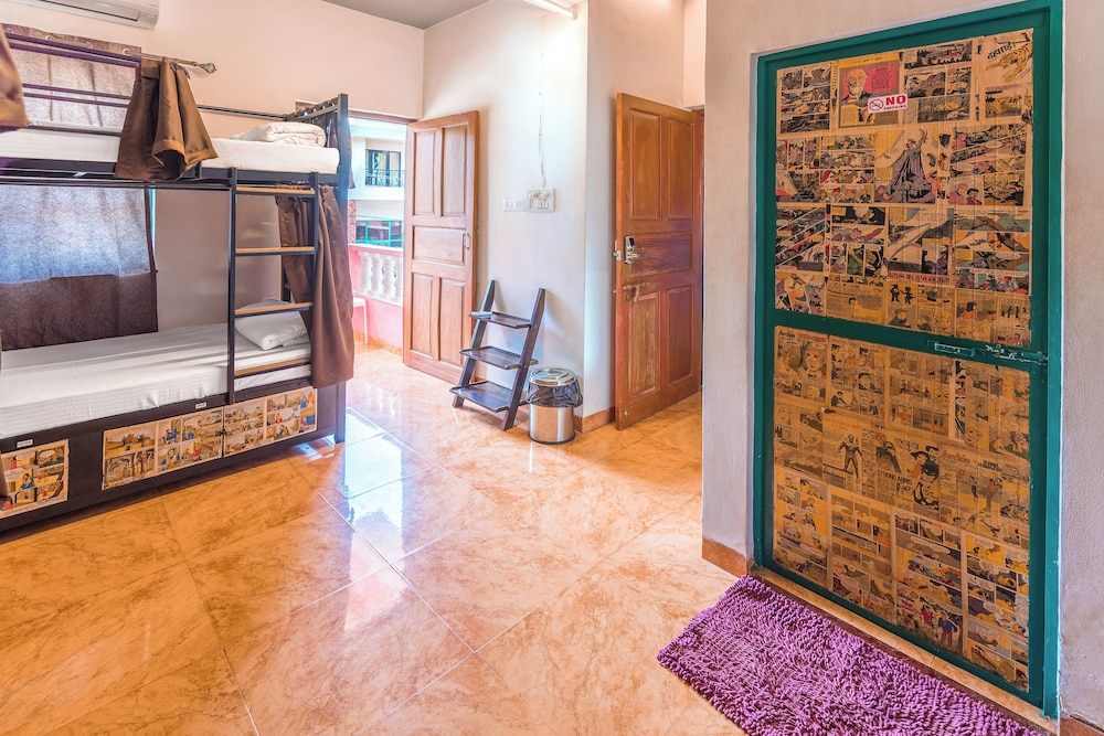 Premium Shared Dormitory, Balcony photo 1