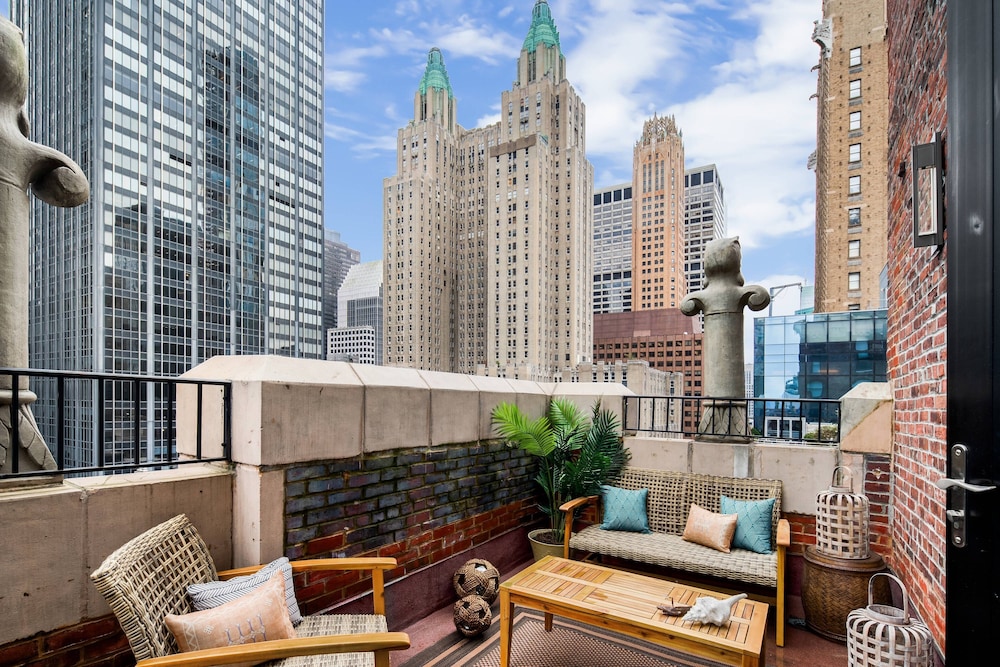 Suite, 1 Bedroom (Balcony) thumbnail 5