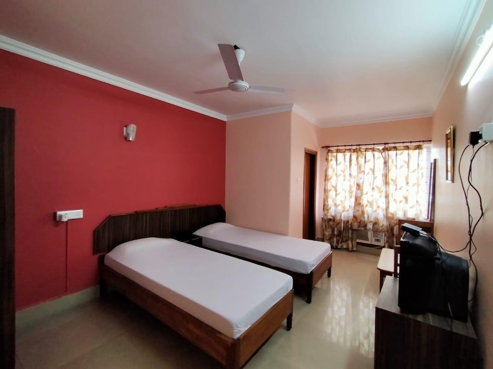 Superior Double Room, City View