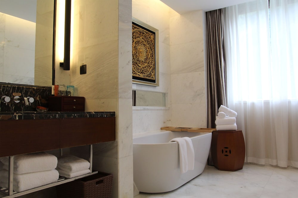 Suite, 1 Bedroom (Living Area) photo 3